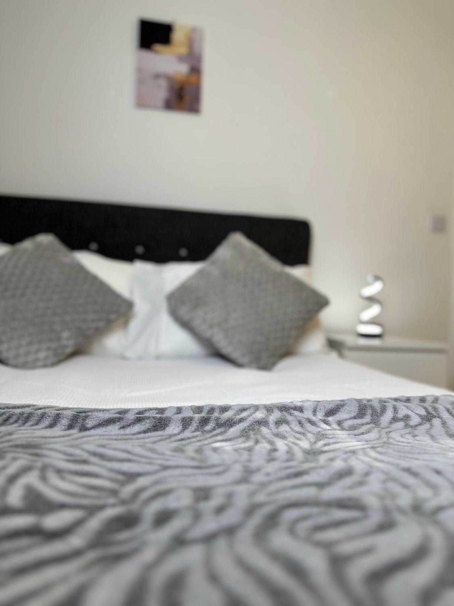 Luxury 2-Bed High-Rise In Manchester With Parking Eksteriør bilde