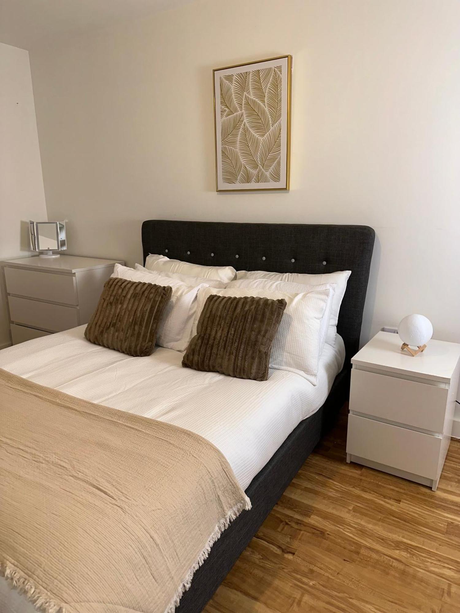 Luxury 2-Bed High-Rise In Manchester With Parking Eksteriør bilde